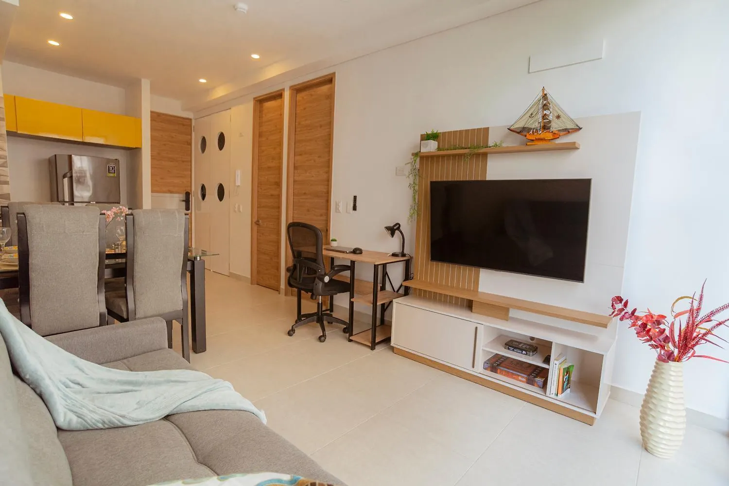Exclusivo Apto En Santa Marta, Piscina, Cerca Del Aeropuerto Y La Playa